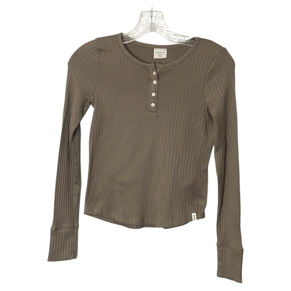 abercrombie kids Tops - Abercrombie Kids Ribbed Button-Up Top - Olive